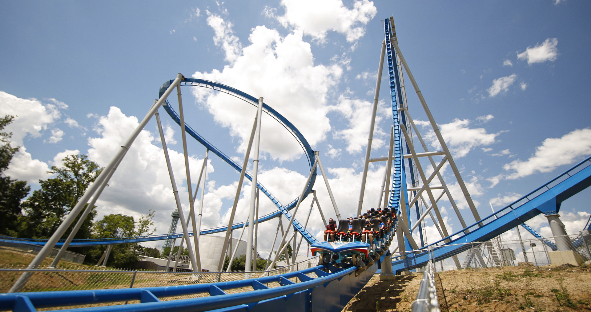 Kings Island Amusement Park debuts Orion, the seventh giga coaster in