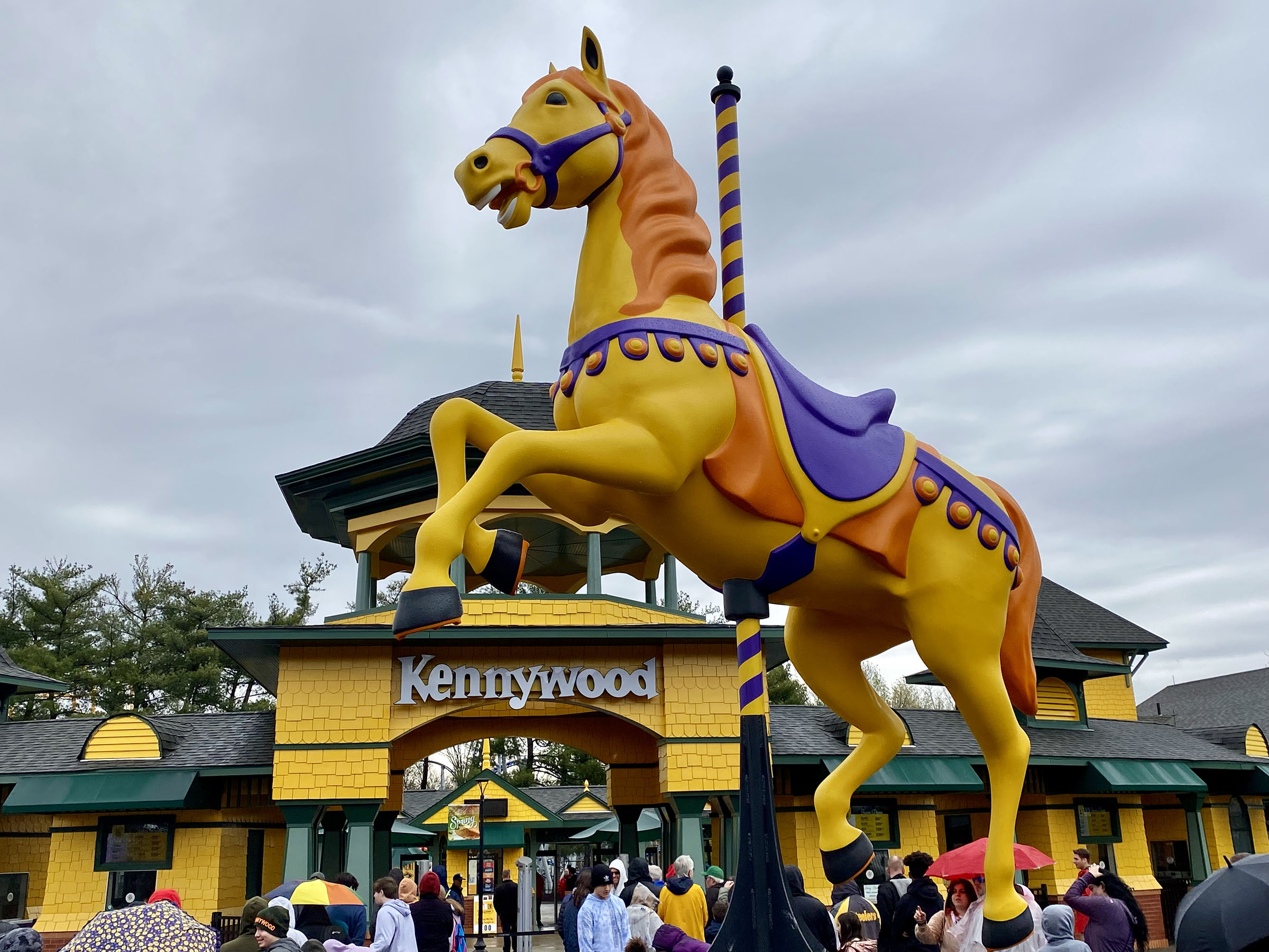 Feast On Bites And Pints At Kennywood: A Culinary Adventure In The Park