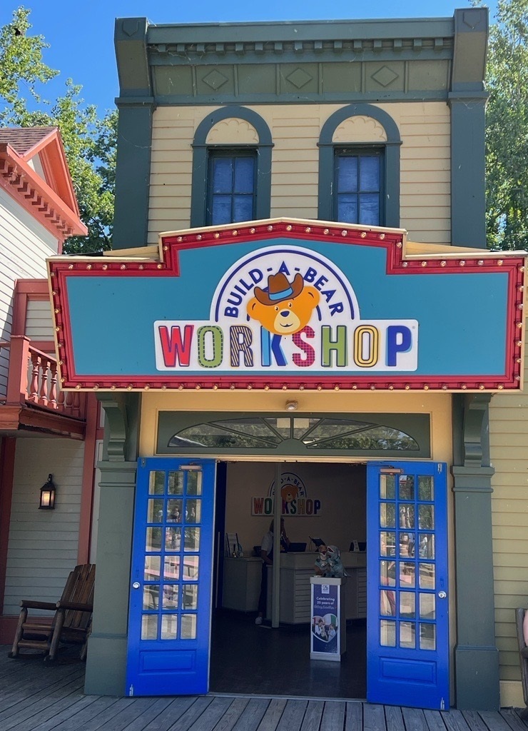 Build-A-Bear Workshop Grand Opening Event! - Bonkers