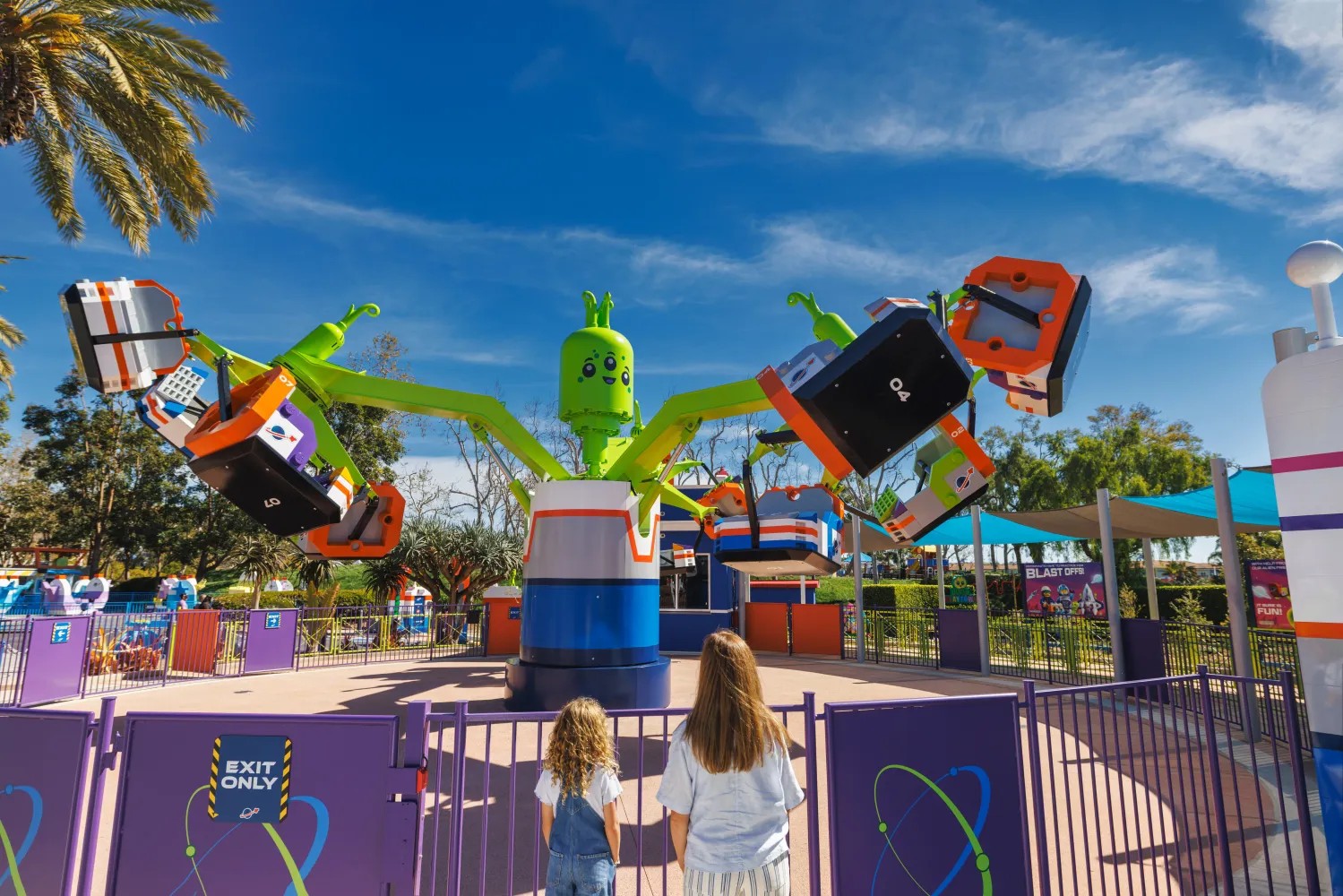 2026-04-15_HUSS_Airboat_Legoland California_2